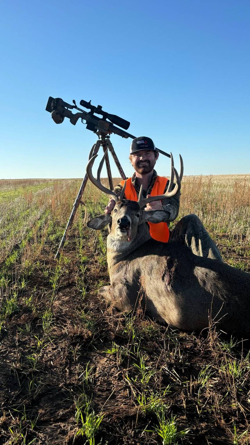Whitetail deer hunt with Bitter Creek Outfitters in southwest Oklahoma